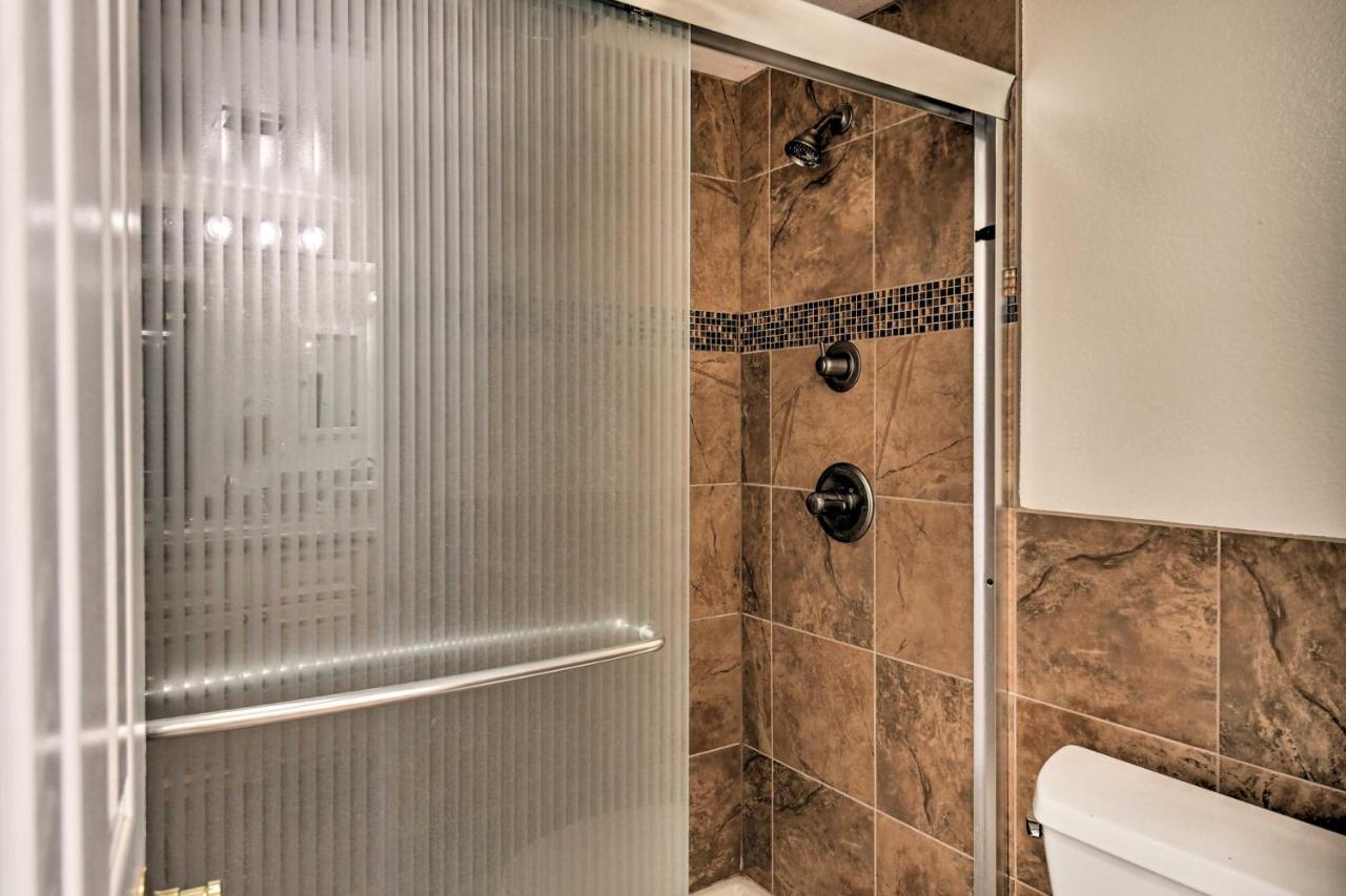 Apartment With Pool Access Hike, Swim And Shop Scottsdale