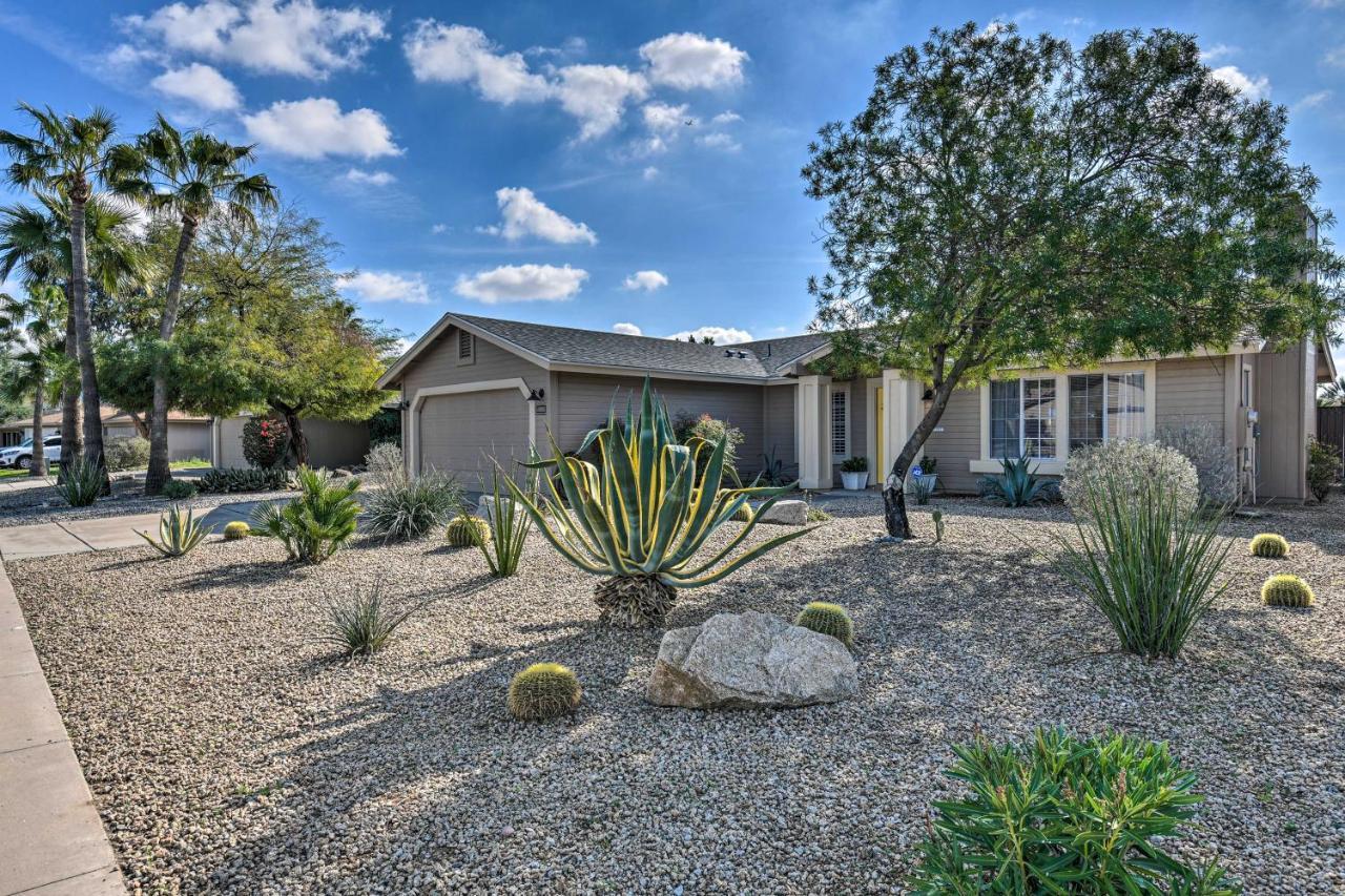 Holiday home With Pool, Yard, Hammock And Fire Pit!