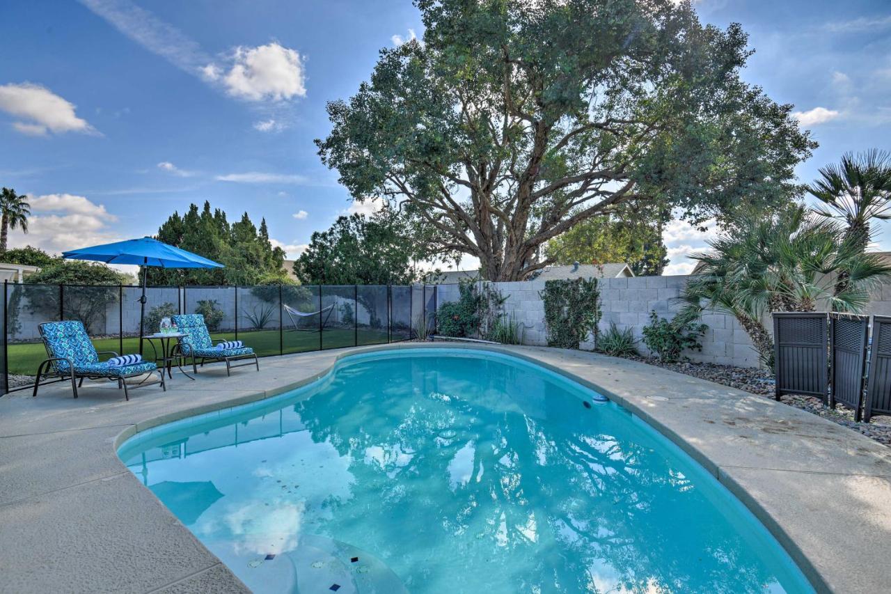 With Pool, Yard, Hammock And Fire Pit! Holiday home *