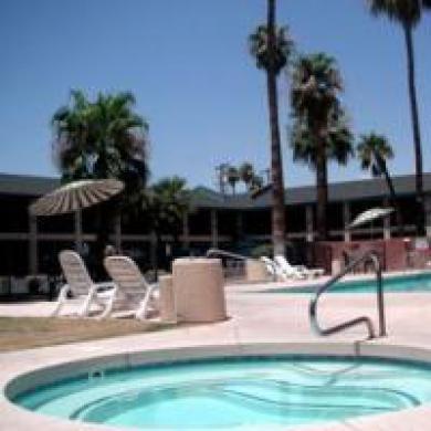 Hotel Howard Johnson By Wyndham Old Town 2*
