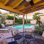 Charming Scottsdale Home With Pool, Hot Tub And Patio!