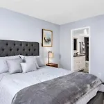 Cozy 1Bd In Of Old Town Heated Hottub