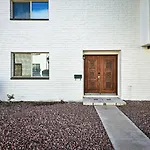 Scottsdaleking II -Walk To Old Town 3 Bedroom