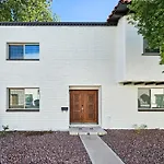 Scottsdaleking II -Walk To Old Town 3 Bedroom