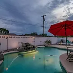 Modern Chic Old Town Scottsdale Home Wpool & Gym