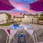 Viva Las Scottsdale By Scottsdale Beach Club - New