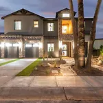 Stonewood Villa-Ultralux 6Br-5 Showers-Htd Pool