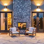 Stonewood Villa-Ultralux 6Br-5 Showers-Htd Pool