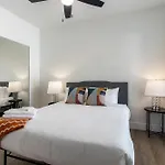 2Br Cozysuites At Kierland Commons With Pool #05