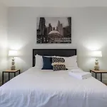 2Br Cozysuites At Kierland Commons With Pool #05