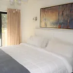 132 Fully Furnished, Amenities Galore