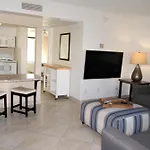 132 Fully Furnished, Amenities Galore