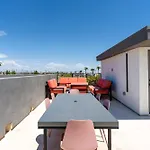 Townhome, Private Roof Terrace, Office, Garage