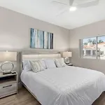 New Spectacular Luxury Condo