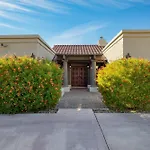 Sonoran Sunshine By Avantstay Pool Putting Green Bbq Ping Pong Pool Table Entertainers Wonderland