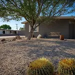 Basketball Court & Heated Pool, 1 Mi To Old Town!