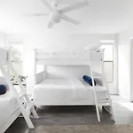 489 Massive 5 Bedroom Walk To Old Town