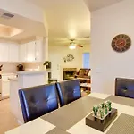 Scottsdale Condo Community Pool, Walkable Area