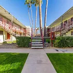Camelback 319 - Fashion Square