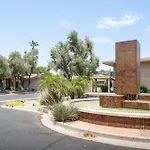 Casa Del Monte- Old Town Gem With Pool & Tennis