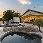 Sweetwater Luxury Home - Pool Spa Volleyball & More