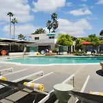 El Dorado Scottsdale, A Vacation Suites Hotel