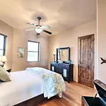 Scottsdale Home Pickleball, Heated Pool And Hot Tub