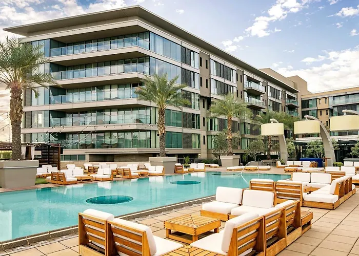 W Scottsdale