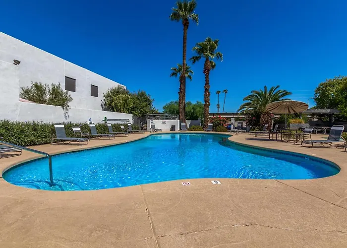 Blue Abode - Old Town Scottsdale - Pool &Bbq Grill