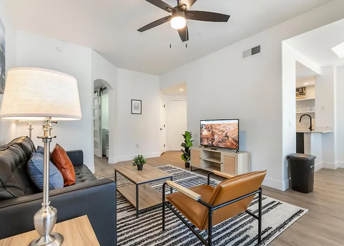 2Br Cozysuites At Kierland Commons With Pool #05