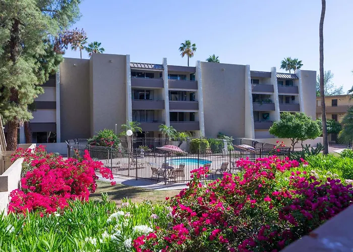 Chic Condo With Heated Pool And Spa Old Town Scottsdale