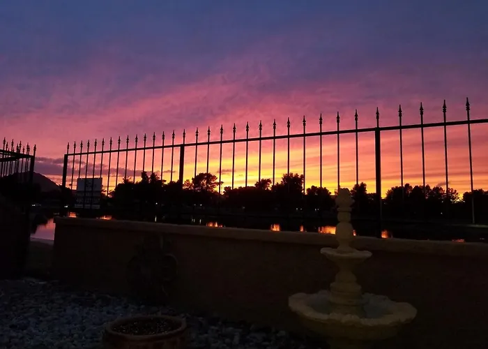 Waterfront, Golf, Camelback Mtn View, 2 Patios