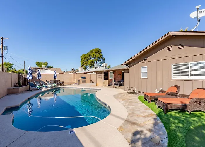 Old Town Caddie-Old Town Scottsdale - Pool & Golf!