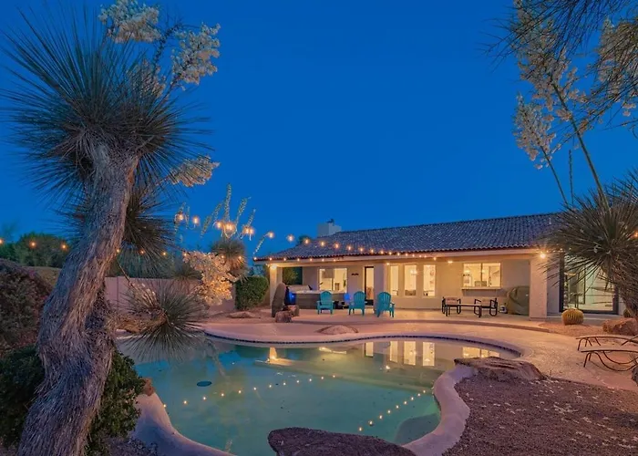 Oasis Escape With Hot Tub And Pool