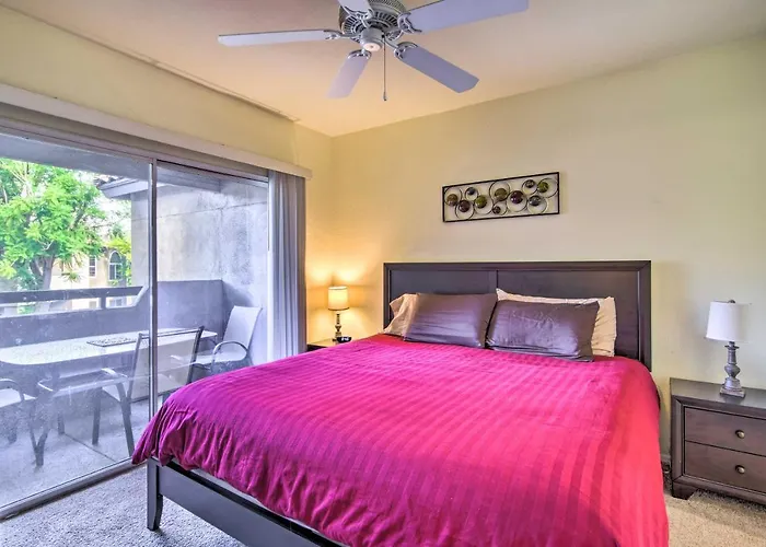Condo With Patio About 10 Mi To Old Town Scottsdale!