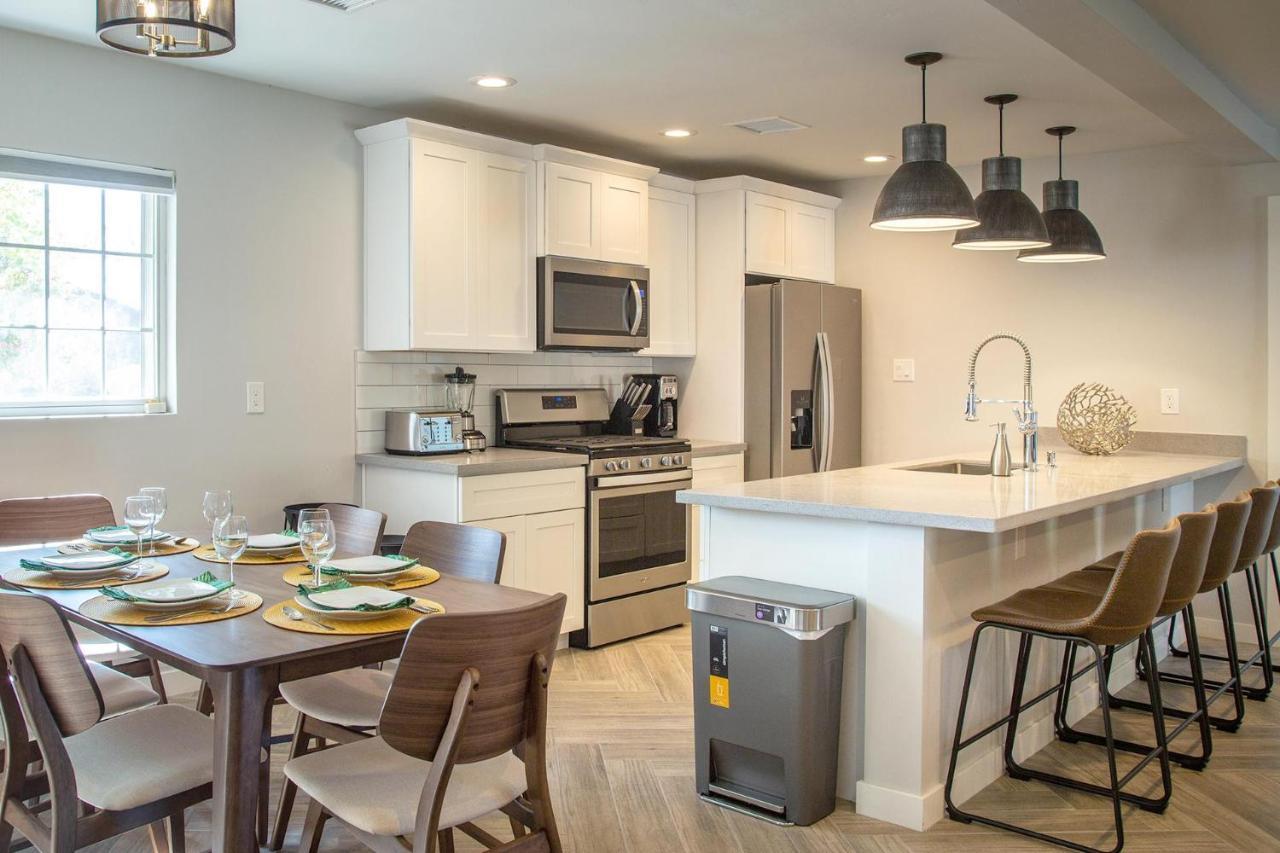Sunhaven - Private Heated Pool - Walk To Old Town