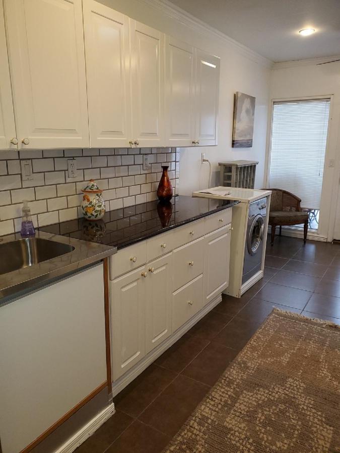Desert Rose - Private One Bedroom In Old Town Apartment *