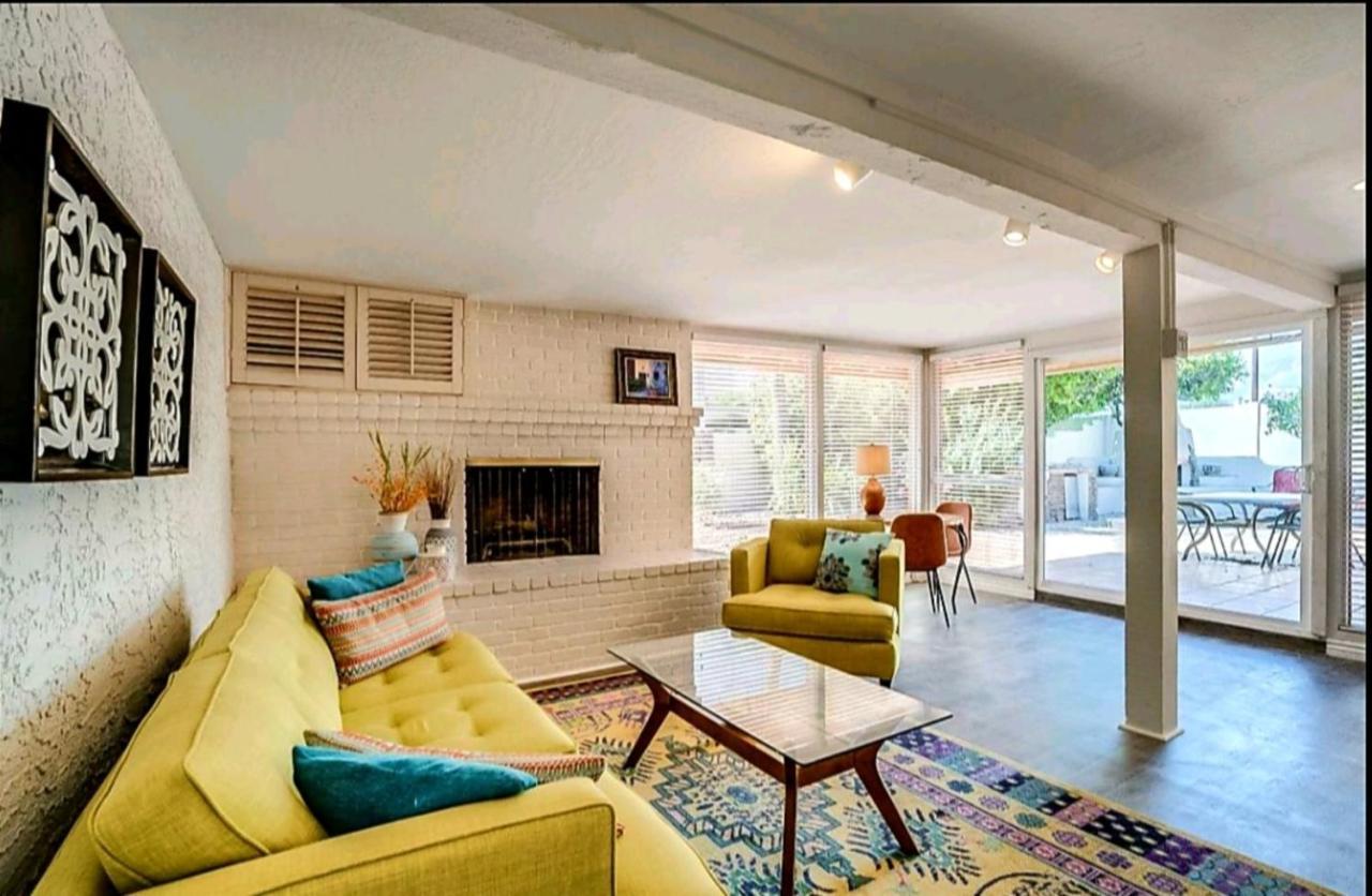 Tranquil Oasis Near Old Town, Hot Tub, Mountain Views Holiday home Scottsdale