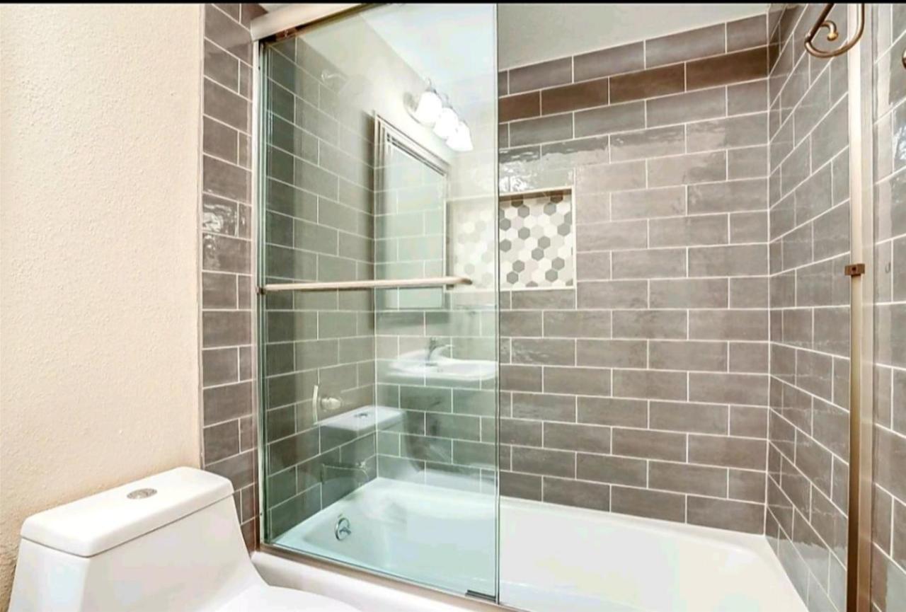 Tranquil Oasis Near Old Town, Hot Tub, Mountain Views *