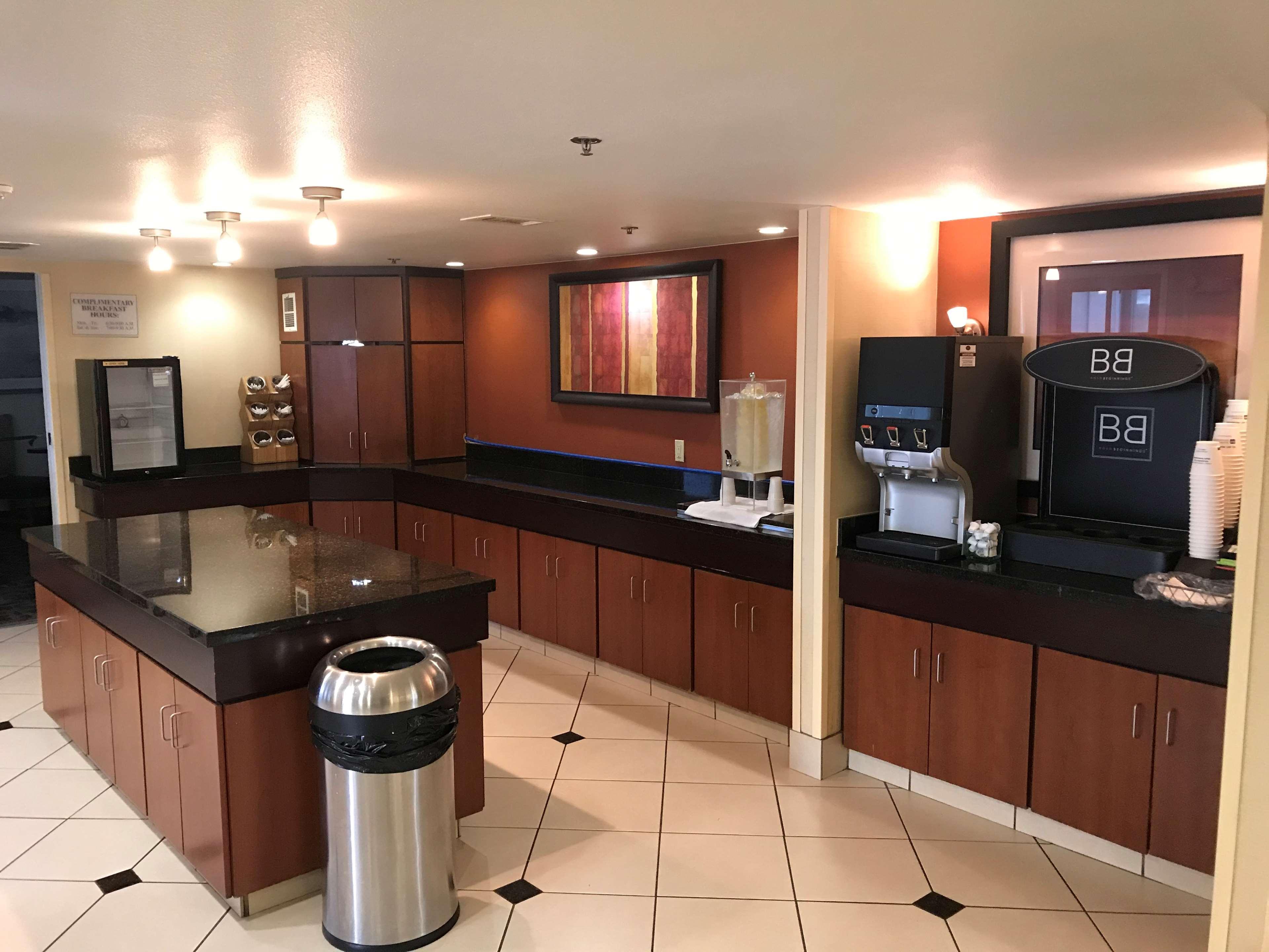 Hotel Revival 3*