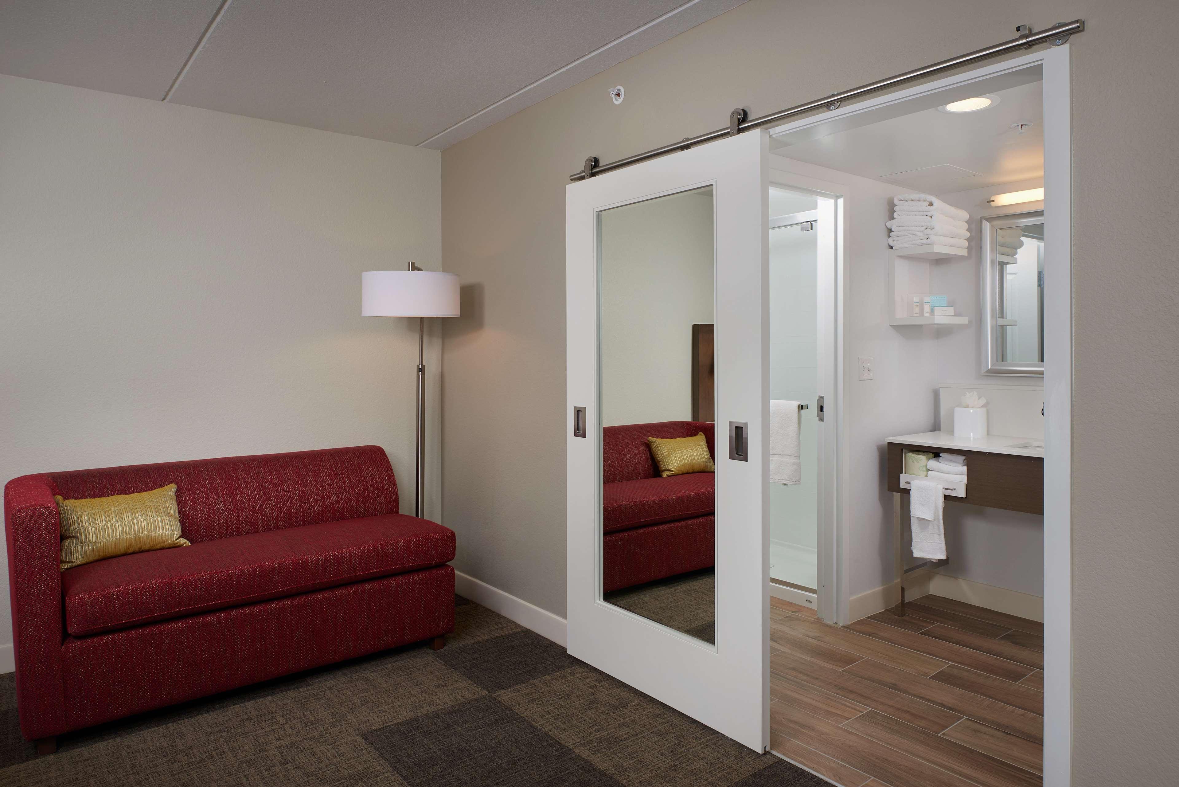 Hampton & On Shea Blvd Hotel Scottsdale