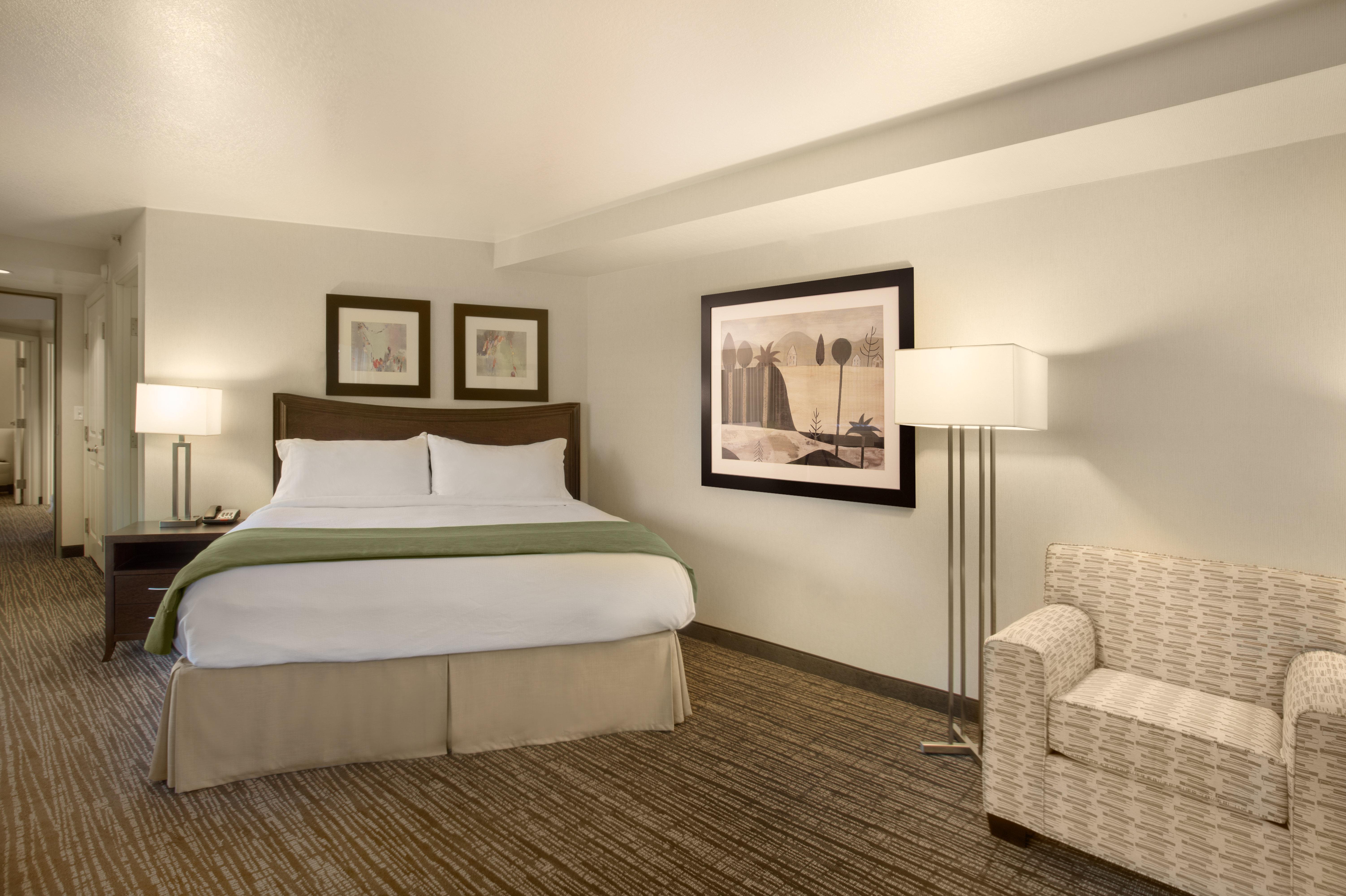 North- Airpark By Ihg 3*