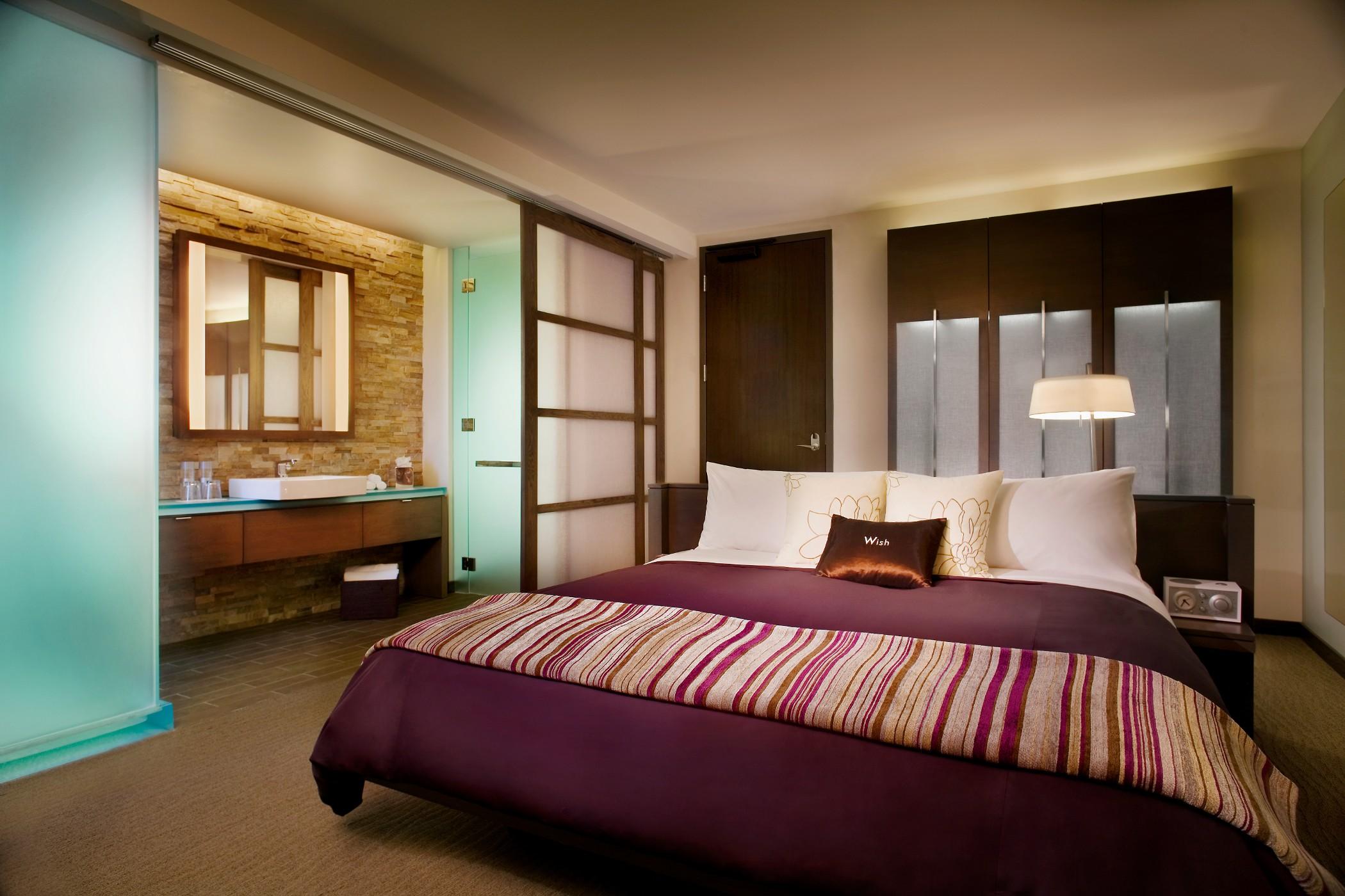 Hotel W