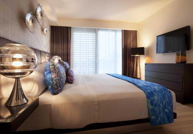W Hotel 4*