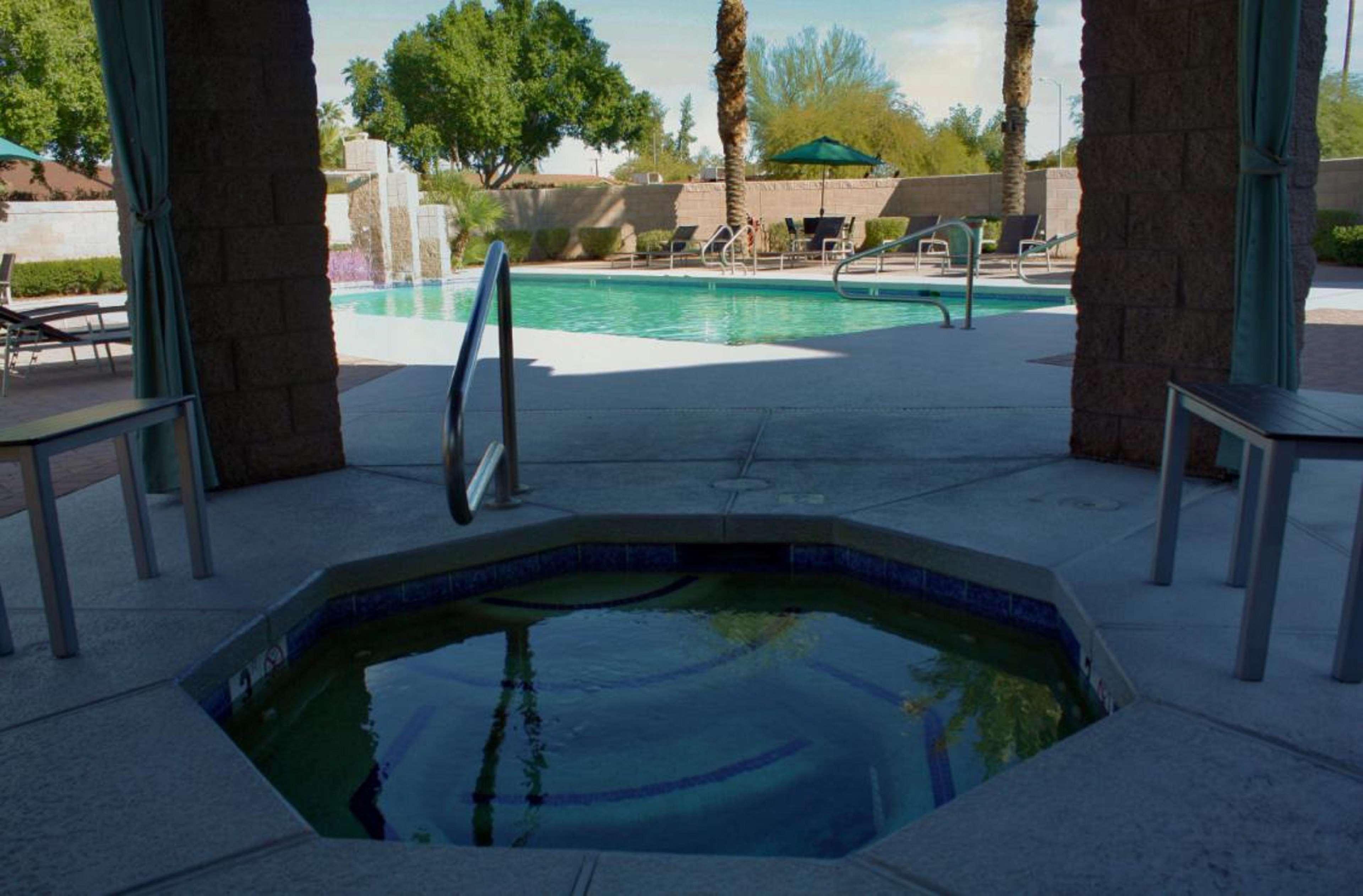 Hotel Western Sundial