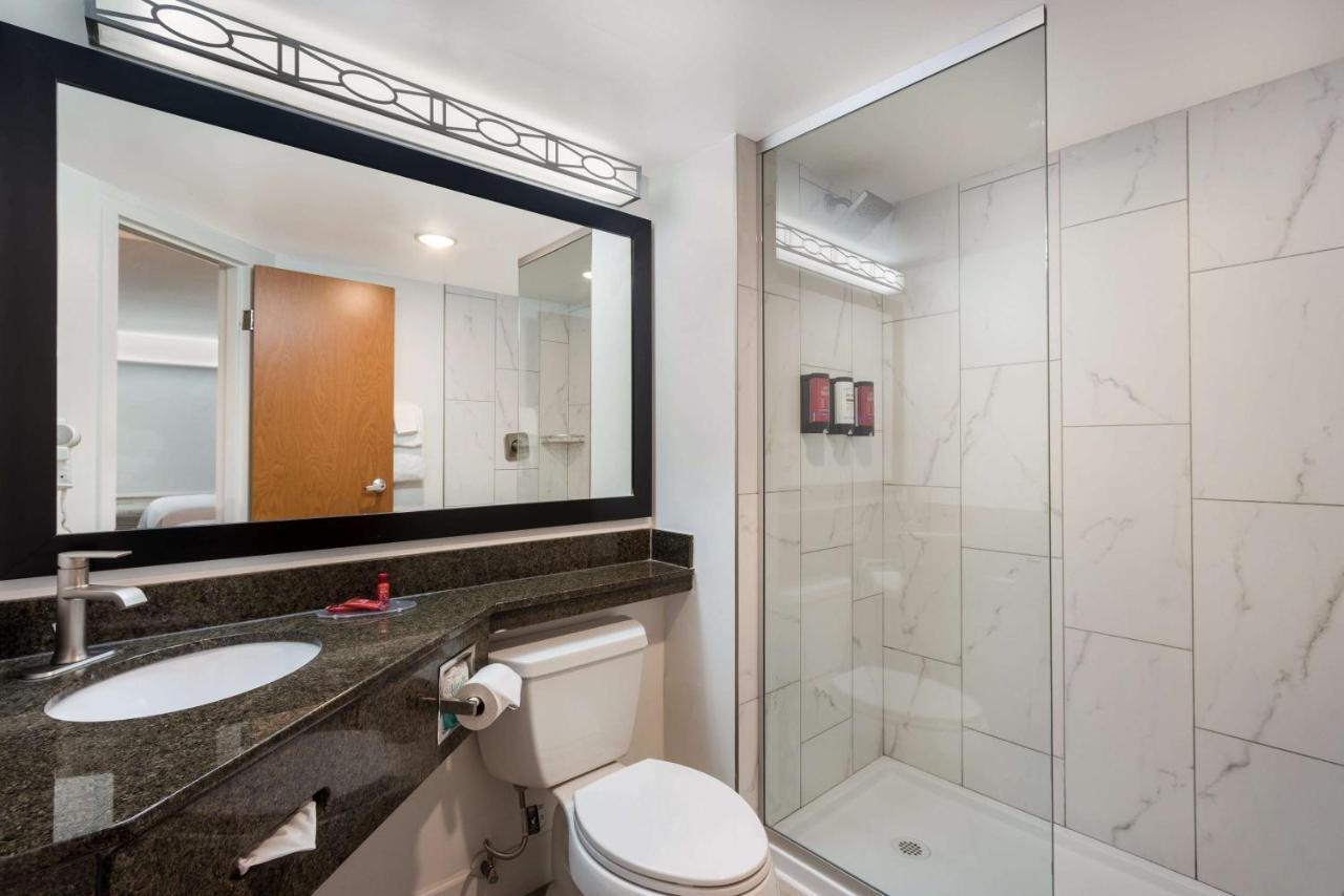 Revival 3* Scottsdale