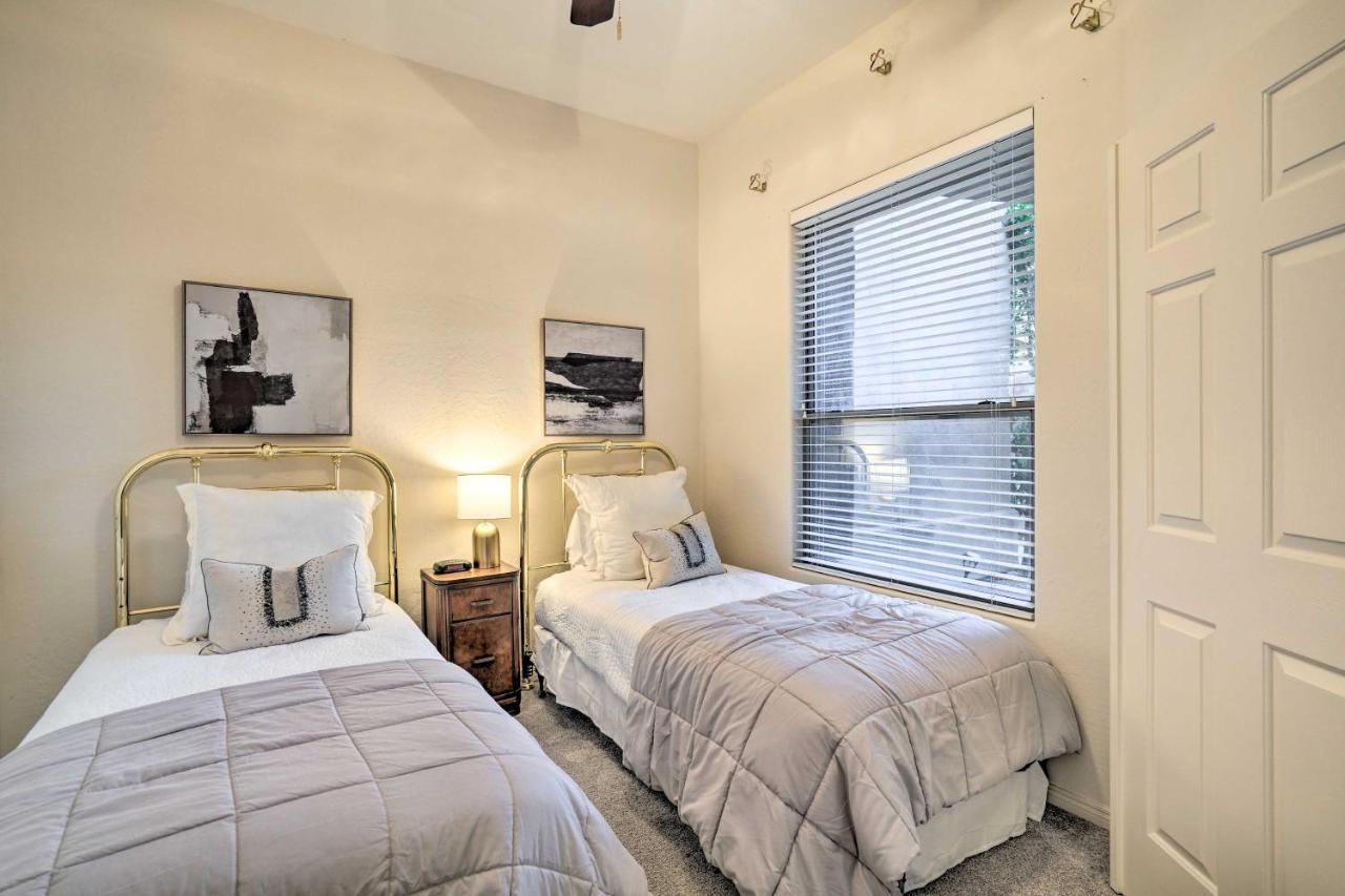 Abode With Pool Access, Walkable Location Holiday home *