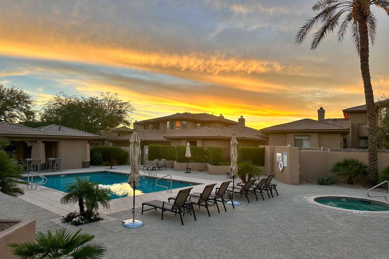Holiday home Abode With Pool Access, Walkable Location Scottsdale
