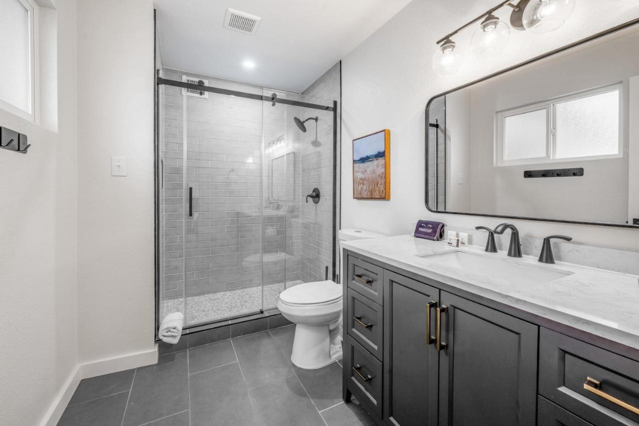 Modern * Scottsdale