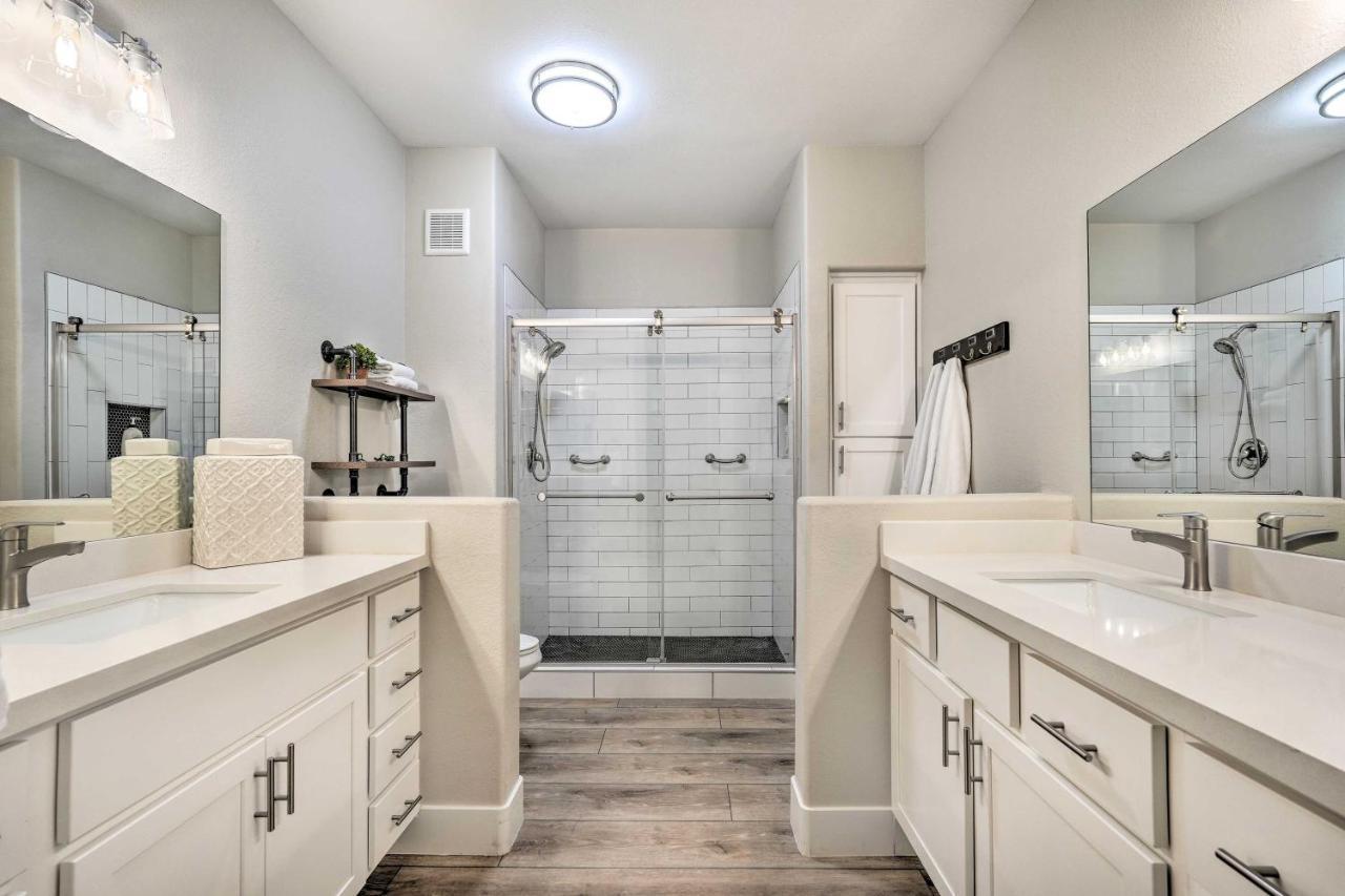 Apartment Pool, Hot Tub And Grill Access! *